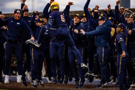 Irish Dominate Tennessee Tech In Game One Of The Series Notre Dame