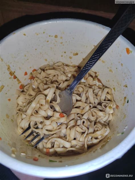 Лапша быстрого приготовления Big Bon WOK острая говядина в соусе по ...