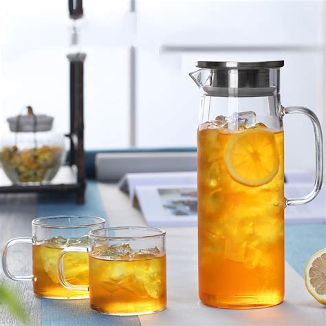 Heat Resistant Beverage Glass Water Pitcher Durable High With Bamboo Lid