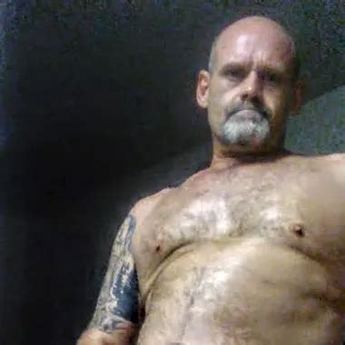 Beardaddy Mike Feeds Maverick Cock Gay Twink Porn XHamster