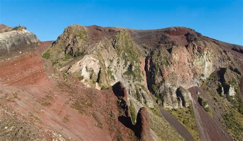 Hiking Mount Tarawera, Rotorua’s sleeping volcano - New Zealand - Out There Kiwi