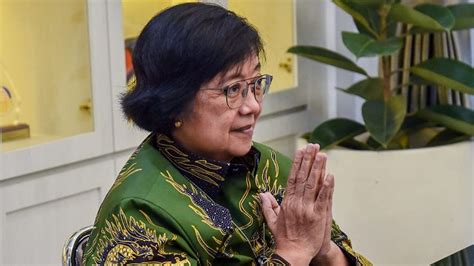 Siti Nurbaya Bakar Ministre Du Lhk Du D Veloppement Des Missions De