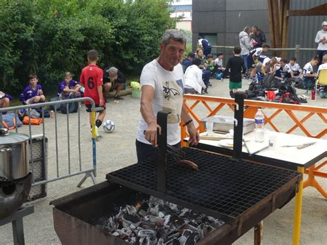 Tournoi FCL2M Un Grand Merci FC LA MEZIERE MELESSE