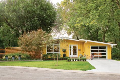 These 22 Exterior Makeovers Added Curb Appeal To Ranch Houses