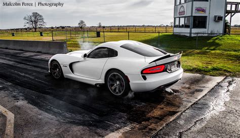 Corvette Z Races Challenger Hellcat Viper And Corvette Zr