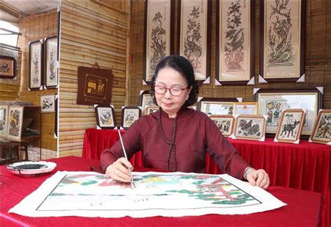 dai su quang ba nghe lam tranh  gian dong ho