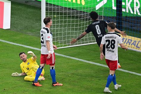 Enorme Blunder Van Hsv Keeper In De Stadsderby Soccernews Nl