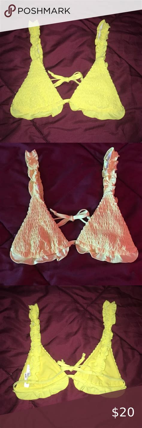 Yellow Ruffle Strap Nwot Bikini Top Size Small Never Worn Nwot Bright