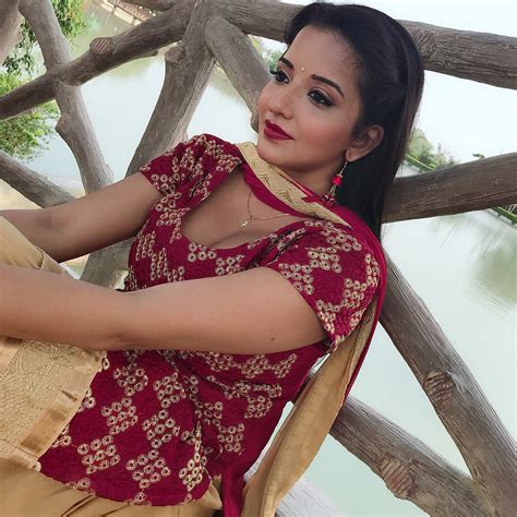 Monalisa Bhojpuri Actress HD Wallpapers Image Gallery Beautiful Photo Hot Pics Bold Picture