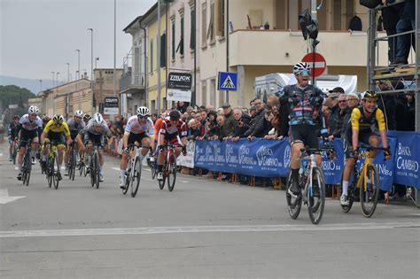 Ciclismo Domani La Firenze Empoli Al Via Il Direttore Del Tour