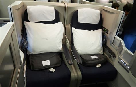 British Airways 777 Business Class Middle Seats | Elcho Table