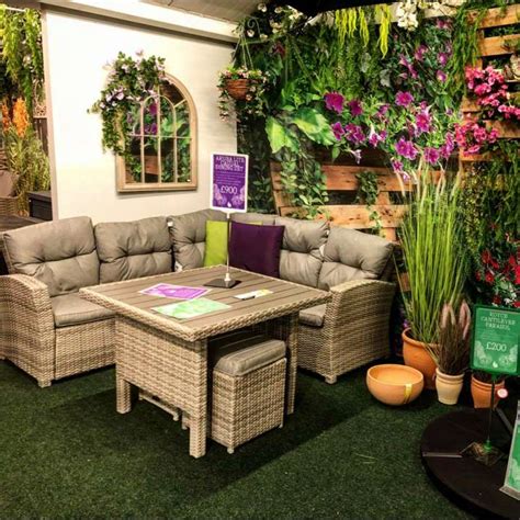 Garden Furniture - Pugh's Garden Centres