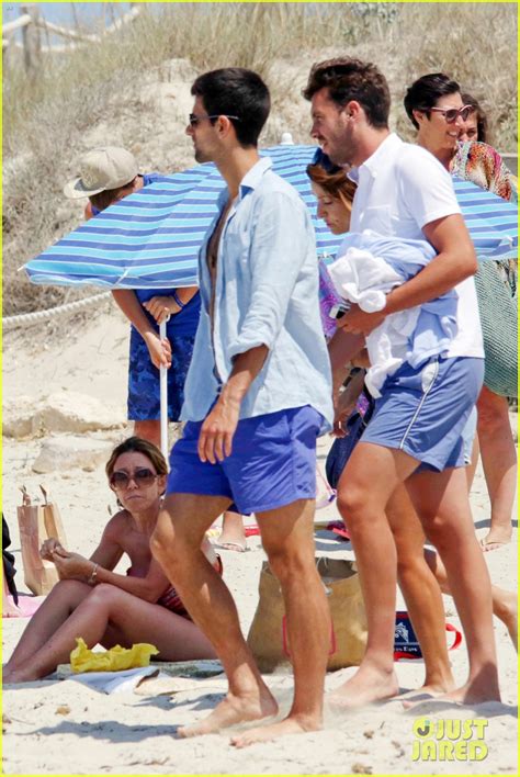 Novak Djokovic Continues His Bachelor Party Beach Vacation Photo 3135155 Novak Djokovic