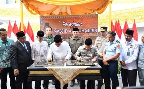 Gubernur Kepri Resmikan Csr Brk Syariah Di Masjid Al Muhajirin