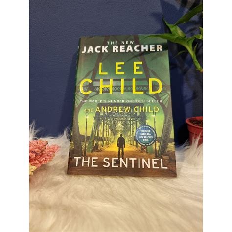 Jack Reacher The Sentinel by Lee Child Hardbound Preloved | Shopee ...