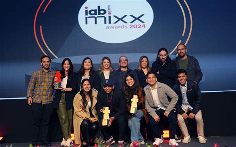 Noche de triunfos Los IAB Mixx Awards Perú 2024 premian las mejores