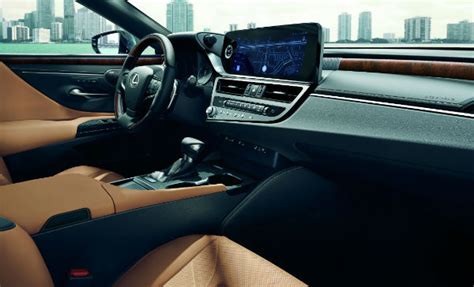 2025 Lexus ES Interior