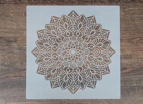 30 X 30cm Schablone Mit Mandala 3 Florale Optik Schablonen Shop