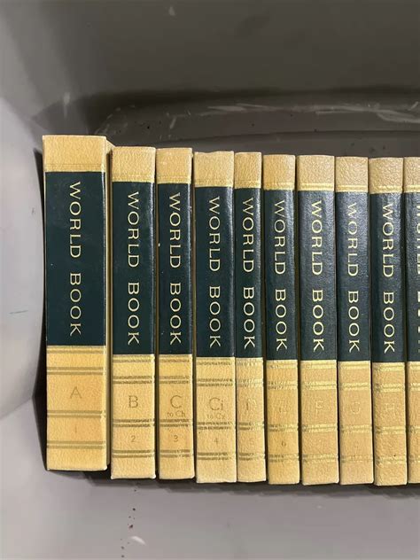 1962 WORLD BOOK Encyclopedia Complete Set Dictionaries 50 OFF