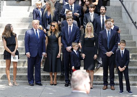 Donald Trump Y Toda Su Familia Despiden A Ivana Trump En Su Funeral En