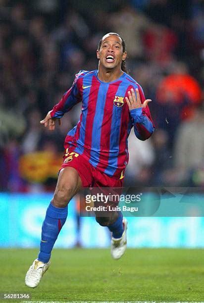 774 Ronaldinho Barcelona 2005 Stock Photos, High-Res Pictures, and Images - Getty Images