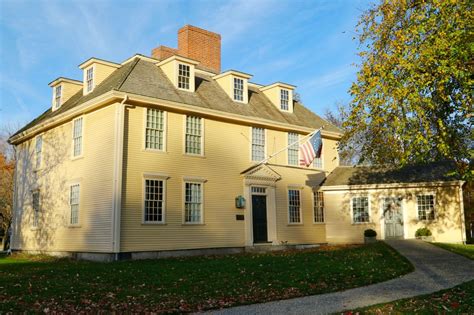 A Fall Visit to Historic Lexington, Massachusetts - New England Today