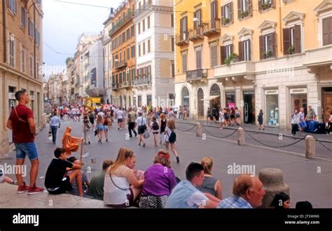 Rome Italy Europe - The busy shopping street of Via del Corso in the ...