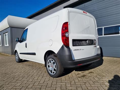 Fiat Doblo Cargo Maxi L2H1 1 6 Multijet 105PS SX 3 Sitzer PDC Klima