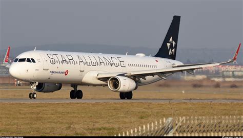 Tc Jsg Turkish Airlines Airbus A Wl Photo By Elwin Wagner Id