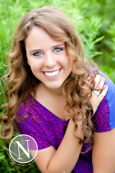 Jillian Eagan Rosemount Apple Valley Unique Senior Photographer