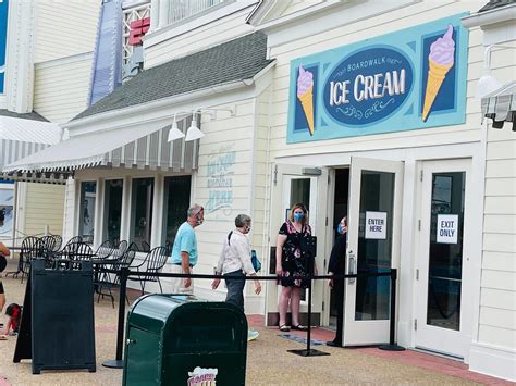 Mickeyblog Is At The Grand Opening Of Boardwalk Ice Cream