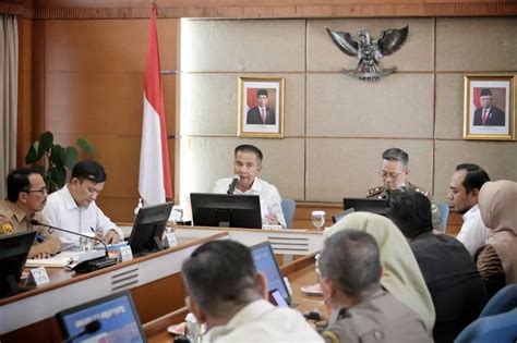 Pj Gubernur Jabar Yang Mantan Deputi Jokowi Ini Ingatkan Asn Netral Di