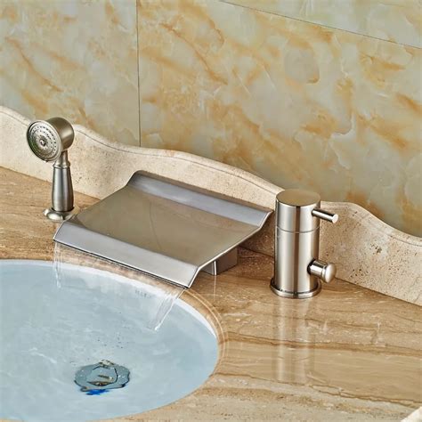 Luxury Waterfall Spout Bathtub Faucet Set Deck Mount 3pcs 3 Holes Bath