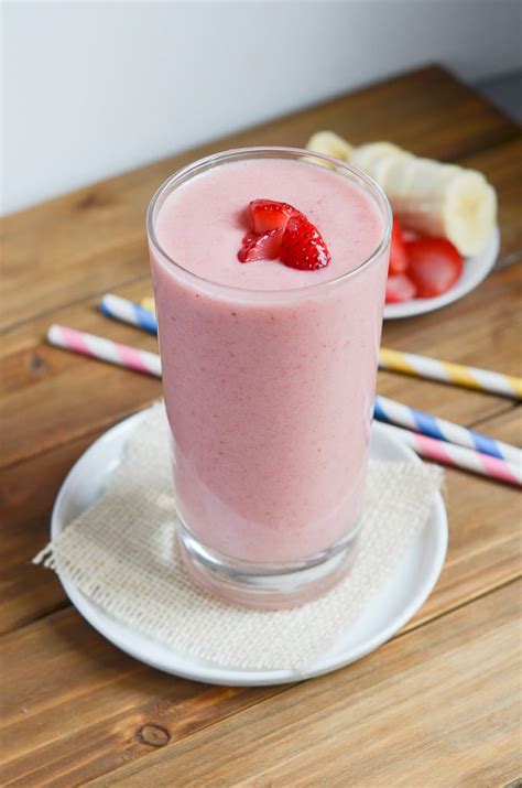 Strawberry Blueberry Smoothie No Yogurt