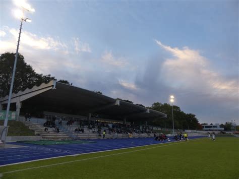 Stadion Im Sportpark Pennenfeld Stadion In Bonn Bad Godesberg