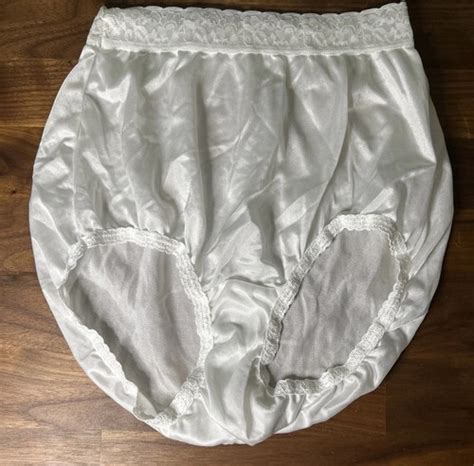 Vtg Hanes Her Way Nylon Hi Cut Bikini Panties Sz Silky White Nylon Underwear Ebay