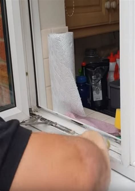 How To Clean Upvc Window Frames And Cills Ace Windows Ne