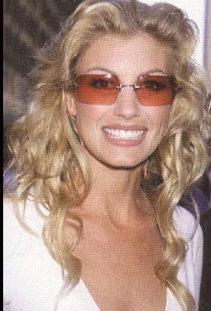 Pin By Theresa Miller On Faith 90s Looks Beautiful People Faith Hill