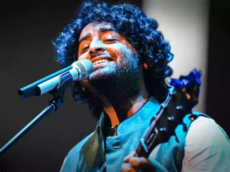 To Perform At Weddings And Events Arijit Singh Charges Rs