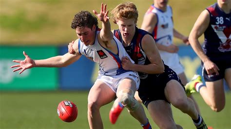 AFL Draft News Rumours Whispers 2022 Elijah Tsatas Essendon Adrian