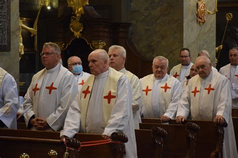 Biskup Jan Piotrowski do kapłanów Potrzeba nam odwagi wiary