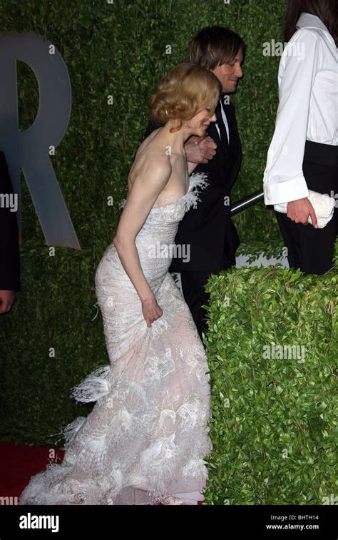 Nicole Kidman Wedding Dress