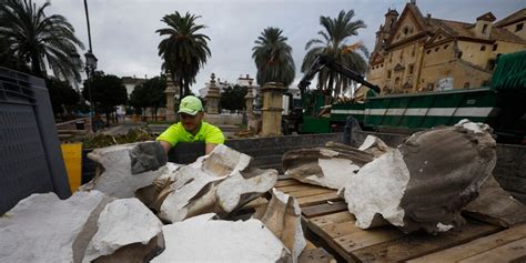 El Ayuntamiento De C Rdoba Encarga La Restauraci N De La Estatua Del