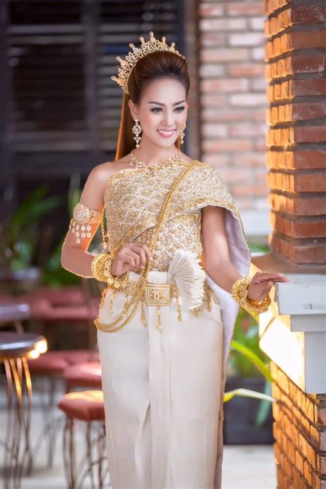 Khmer Wedding Costume Traditional Dresses Khmer Wedding Cambodian Wedding Dress