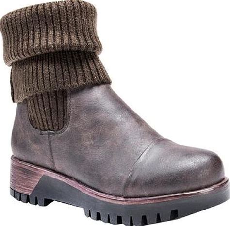 Muk Luks Katherine Mid Calf Boot In Chestnut Let The Muk Luks