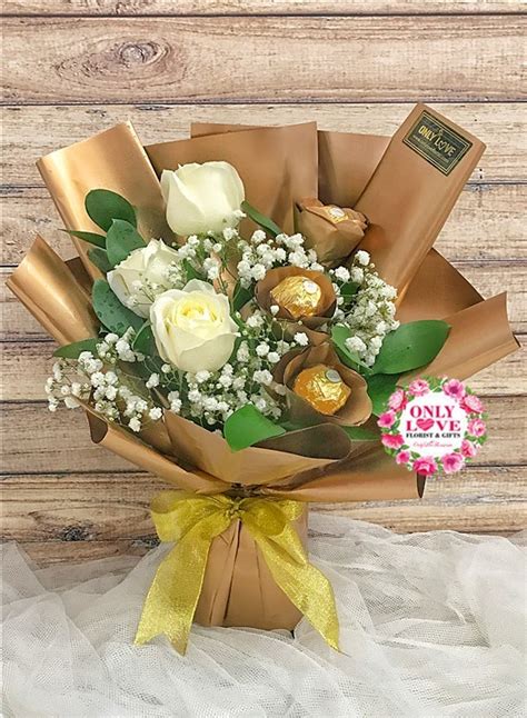 L77 Rose Ferrero Rocher Bouquet Same Day Flower Delivery To Malaysia