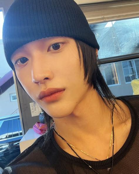 Pin di candy a ᕦʕ ᴥʔᕤ su RII7E Attori coreani Idol Hot