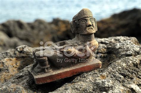 Maya Statue Stock Photo | Royalty-Free | FreeImages