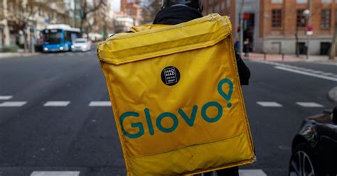 Bruselas investiga a Glovo y Delivery Hero por un posible cártel en el