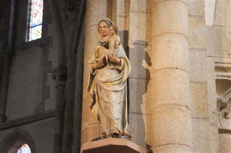 Trois statues et un tableau de léglise de Saint Cast retrouvent leurs